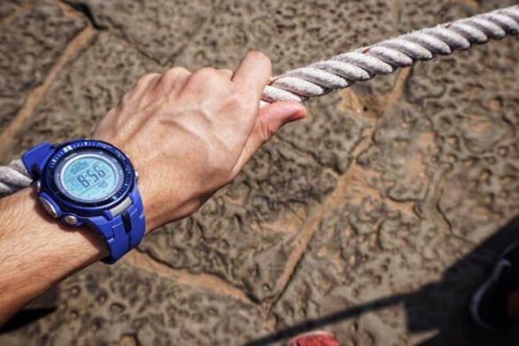 5 Different Kinds of Watches for Outdoor Activities