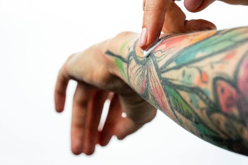 5 Tattoo Healing Tips For Sensitive Skin